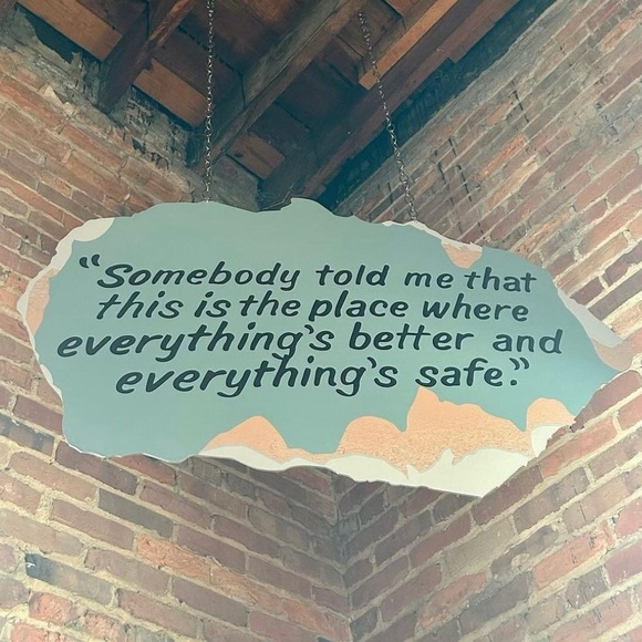 Crafty Mom Design - Picture 3 of 4